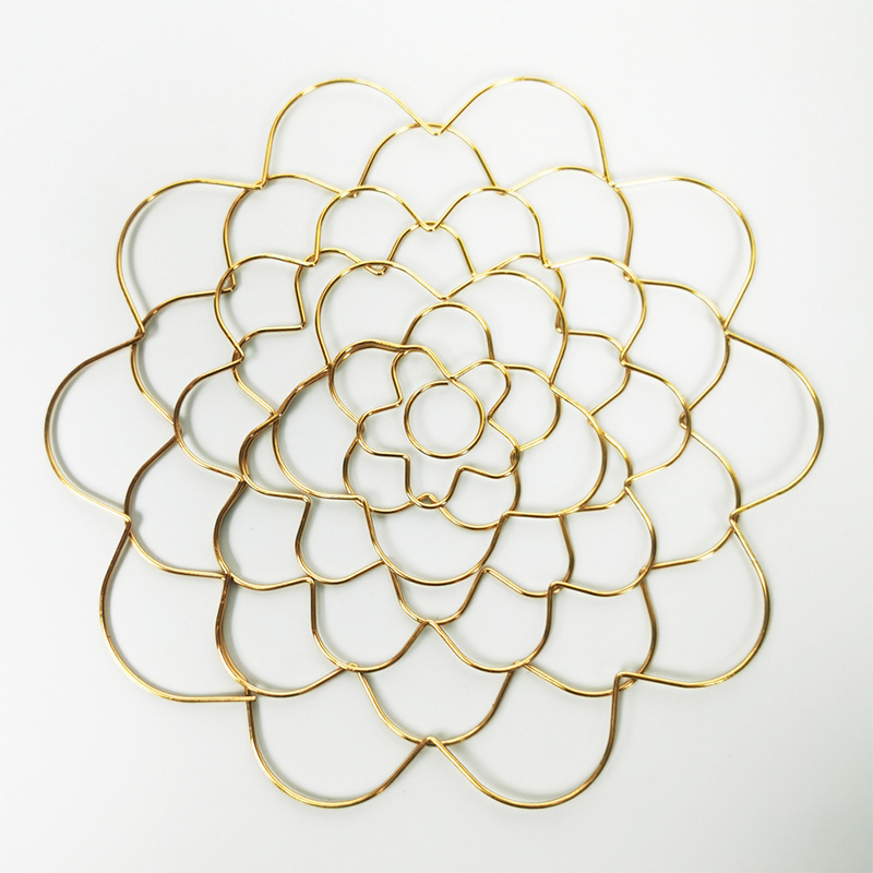 Spiral Ikebana Stem Holder Spi - Ikebana Vase Kenzan のレビューと価格